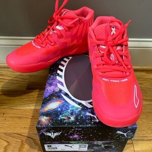 Size 9 Mens, Puma, Lamelo ball collection